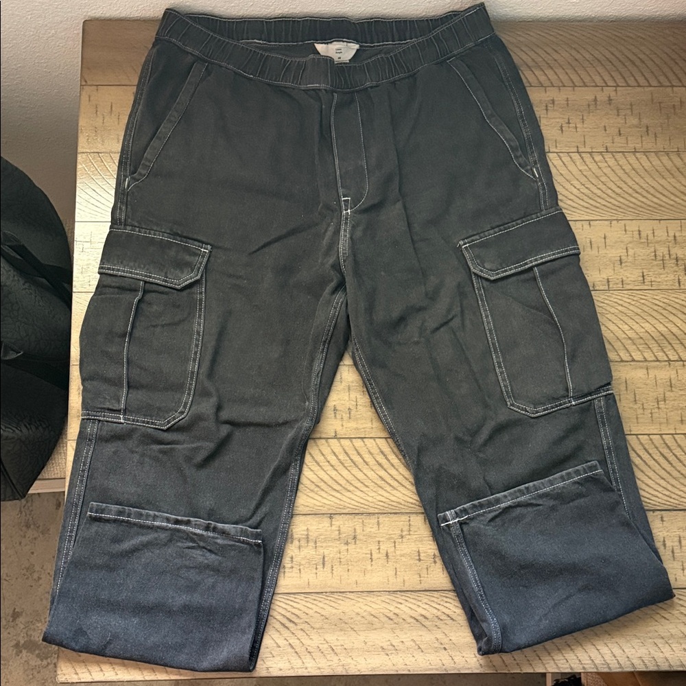 H&M Men's XL Baggy Black Cargo Pants